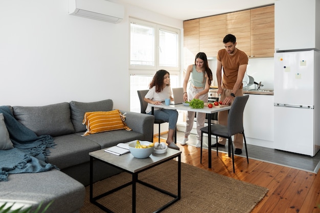 Apartamentos compactos: os espaços diminuíram, mas as possibilidades de viver e investir ampliaram.